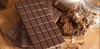 Estudiantes crean chocolate que combate los cólicos menstruales Estudiantes crean chocolate que combate los cólicos menstruales