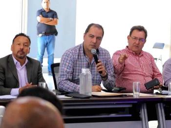 Insuficiente información entregada en primera reunión de transición Insuficiente información entregada en primera reunión de transición