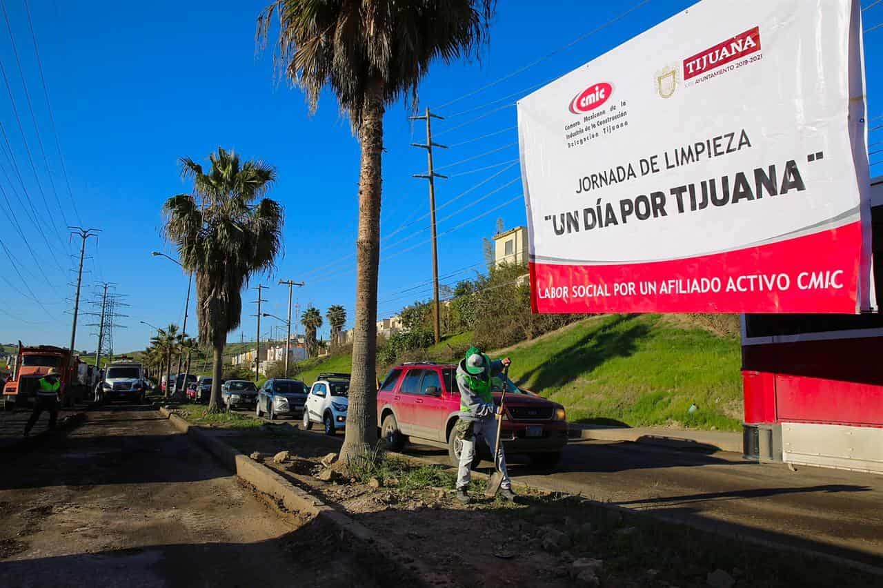 Trabaja Presidenta Municipal en La primer jornada Un día por Tijuana