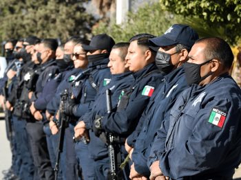 Elementos de seguridad ciudadana de Tecate conmemoran Día del Policía con homologación salarial