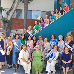 Reinas se reúnen para conmemorar la tradición del Club Cigüeñas en su 80 aniversario de tradición