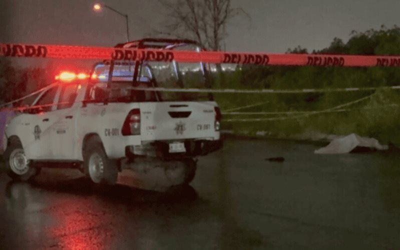 Mujer asesina a machetazos a un hombre tras conflicto vial en Jalisco