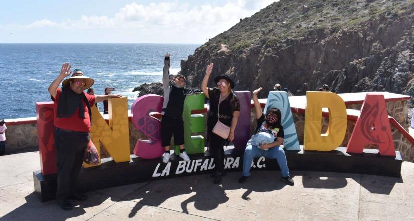 Visitan La Bufadora 2.5 millones de personas por año