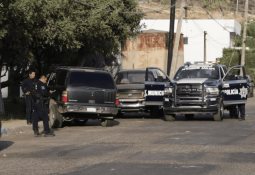 Mujer es asesinada enfrente de su domicilio