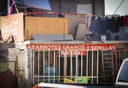 Balean a joven frente al banco de sangre de la Clínica 7 del IMSS