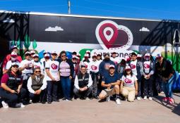 Adolescentes del Albergue Temporal del Sistema DIF Baja California realizan un mural alusivo a Vincent van Gogh