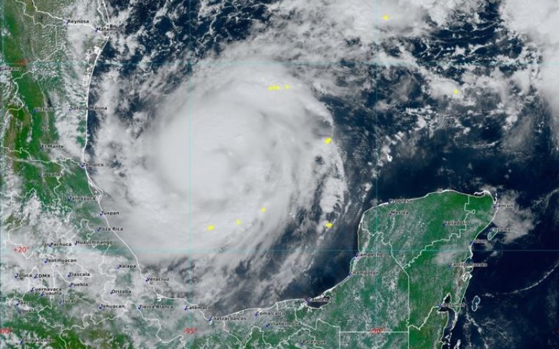 La tormenta tropical Milton se intensificó a huracán categoría 1 en la escala Saffir-Simpson