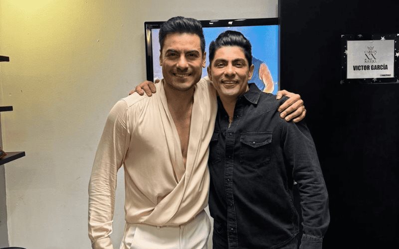 ¡Sorpresa en Monterrey! Víctor García acompaña a Carlos Rivera en un gran dueto