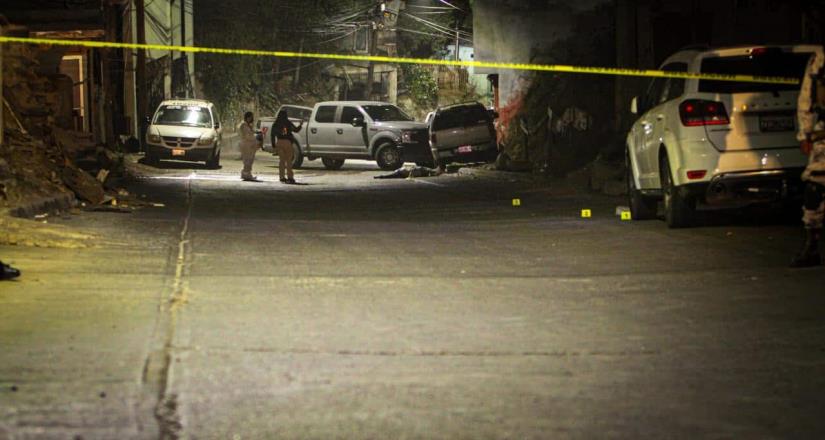 Ejecutan a hombre en plena vía pública en Playas de Tijuana