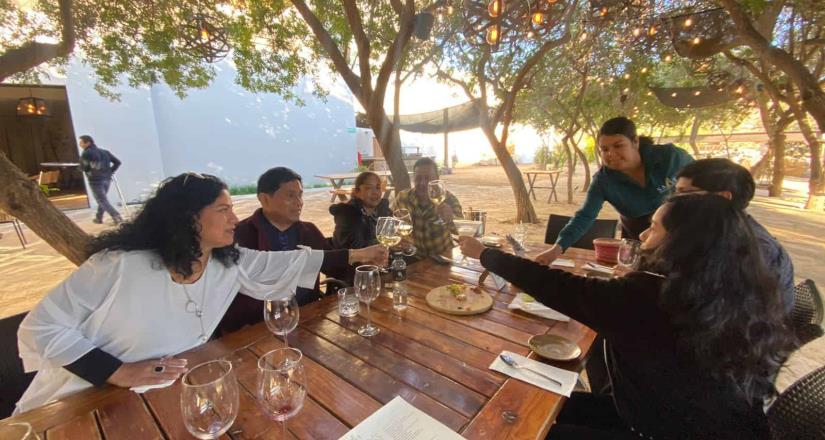 Destaca alcaldesa Claudia Agatón importancia del vino local en el Día del Vino Mexicano