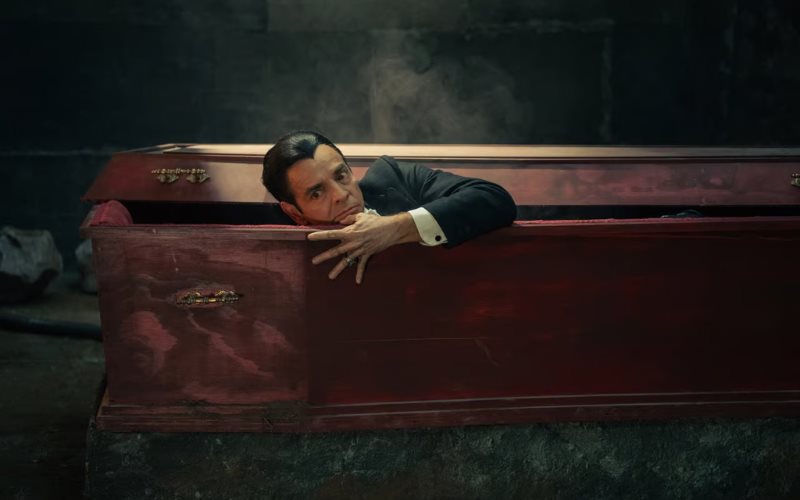 Eugenio Derbez revela las peripecias detrás de Y llegaron de noche