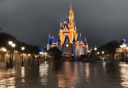 Milton deja en Florida cuatro muertos y tres millones de hogares sin electricidad