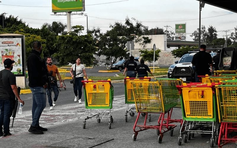 Detienen a menor por intento de incendio en Aurrera de Zapopan