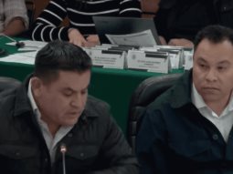 Diputados de Morena son balconeados durante votación