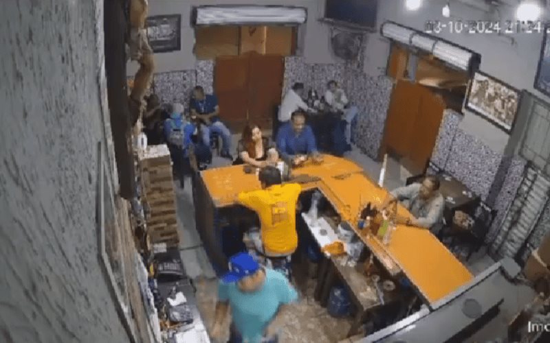 Bar La Concentida en Irapuato es baleado por civiles armados, el video circula en redes socailes