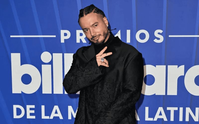 J Balvin, María Becerra, Gloria Trevi desfilaron por la alfombra roja de los Premios Billboard de la Música Latina