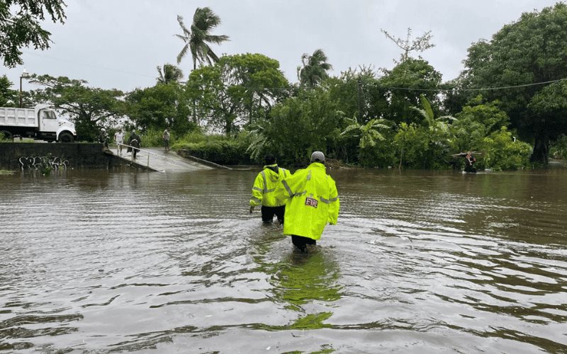 Lluvias en Veracruz dejan dos muertos y un desaparecido