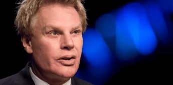 Mike Jeffries ex CEO de Abercrombie & Fitch es arrestado por cargos de tráfico sexual