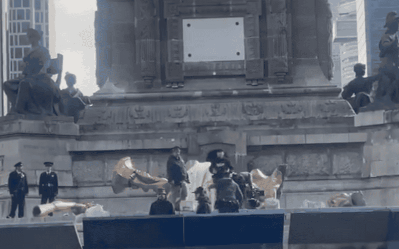 ¿Se cayó la escultura del Ángel de la Independencia?