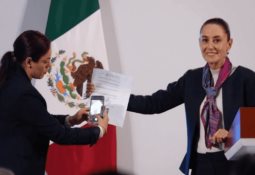 Cualquier consulta comercial o diplomática entre México y Estados Unidos, sólo será posible a través de la Cancillería