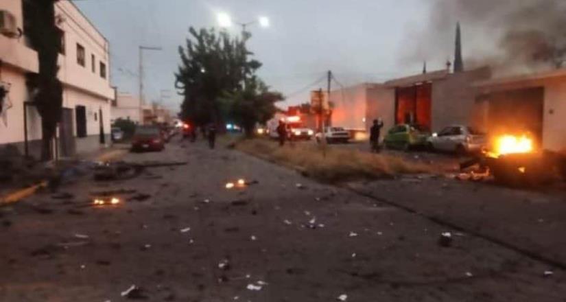 Coche bomba estalla frente a Secretaría de Seguridad de Acámbaro, Guanajuato