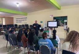 Luis Humberto Crosthwaite presentará su libro *Misa Fronteriza* en Ensenada y Tijuana, como parte del programa Letras Peninsulares.