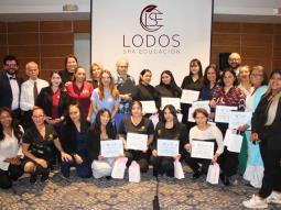 Egresa de Lodos Spa Educación primer Grupo de Profesionales en Dermocosmética Corporal y Facial