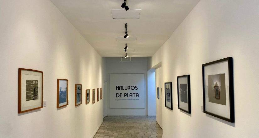 Haluros de plata exposición análoga en blanco y negro disponible en el Instituto de Servicios Culturales en Tijuana