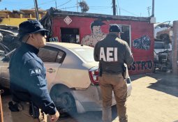 Bomberos de Tijuana recuperan cuerpo de trabajador atrapado en obra en construcción.