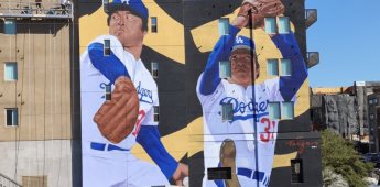 Los Ángeles homenajea a Fernando Valenzuela con mural en Boyle Heights