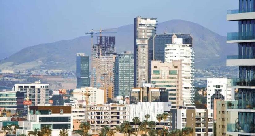 Extranjeros del sur de California buscan el mercado inmobiliario de TJ