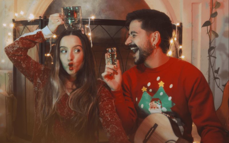 Camilo y Evaluna lanzan versión tropical del clásico navideño Navidad en cada esquina