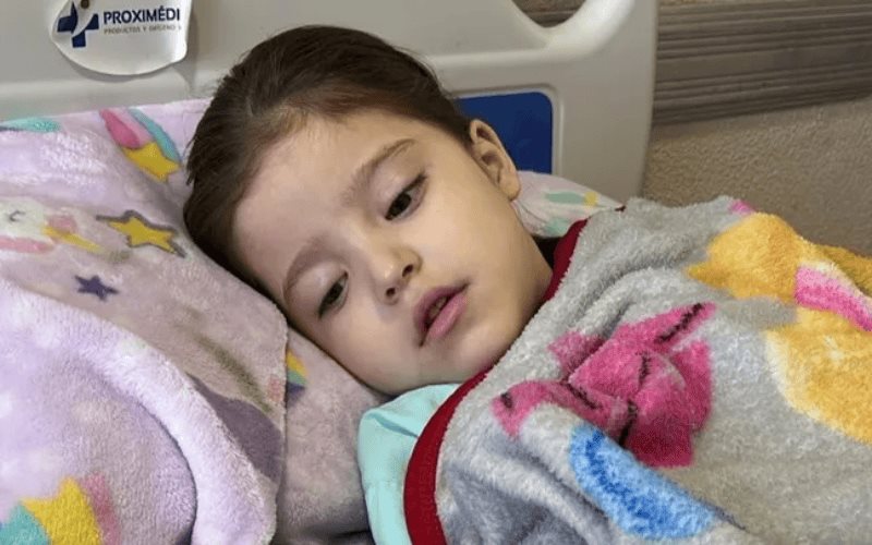 Lucha contra el cáncer a sus 5 añitos: apoyo viral para Victoria