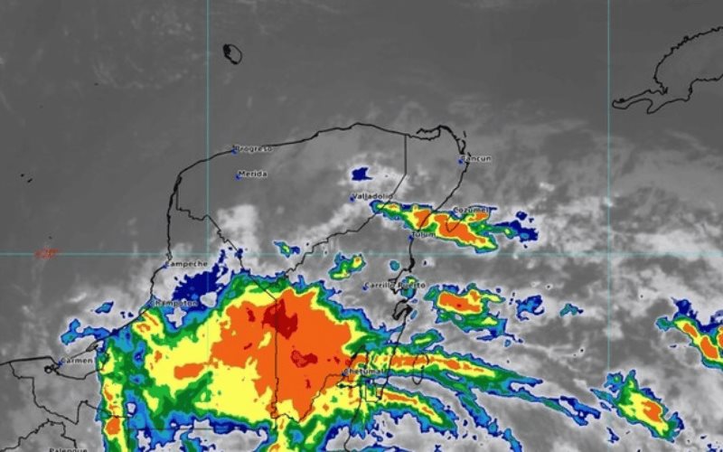 Tormenta tropical Sara toca tierra en Belice