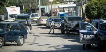 Hallan dos cuerpos en la cajuela de un auto en la colonia Mariano Matamoros