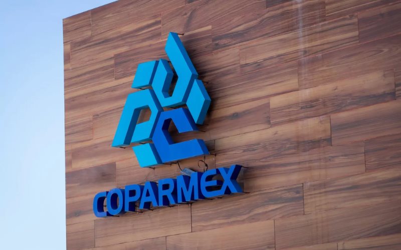 Coparmex llama a defender la competitividad turística contra el cobro del derecho del visitante