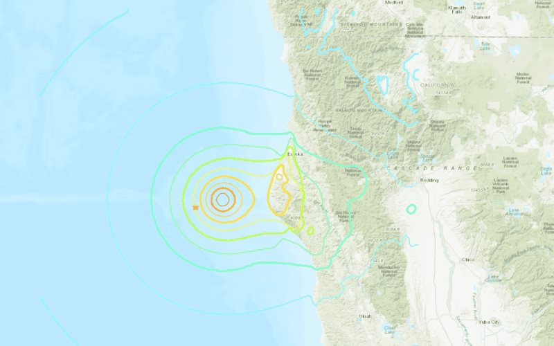 Terremoto de magnitud 7 sacude California; activan alerta de tsunami