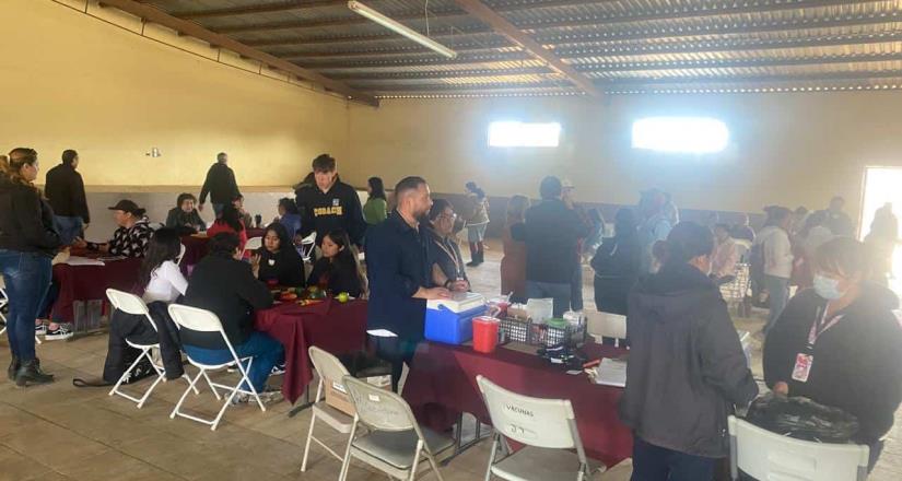 Beneficia DIF Ensenada a 80 familias en jornada en Punta Colonet Beneficia DIF Ensenada a 80 familias en jornada en Punta Colonet