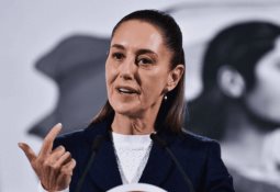 S&P Global Ratings ratificó temas con Claudia Shienbaum