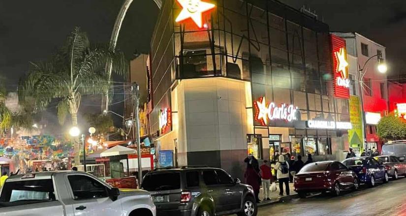 Abre sus puertas Carl´s Jr en la Plaza Santa Cecilia de Tijuana