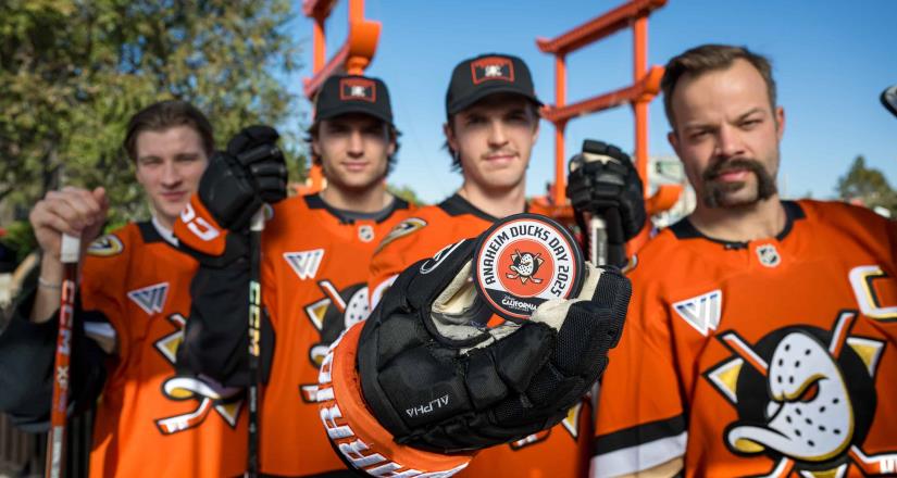 Se revelan las ofertas para el Anaheim Ducks Day en Disneyland Resort