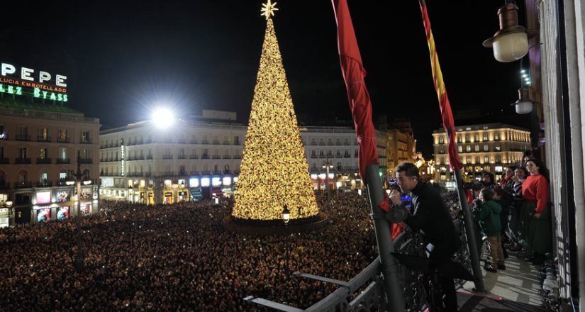 David Bisbal logra lleno absoluto en la Puerta del Sol de Madrid