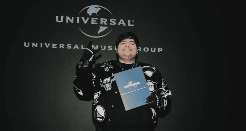 Octavio Cuadras renueva contrato con Fonovisa Records