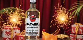 Bacardí lanza su Ugly Sweater navideño y más accesorios festivos