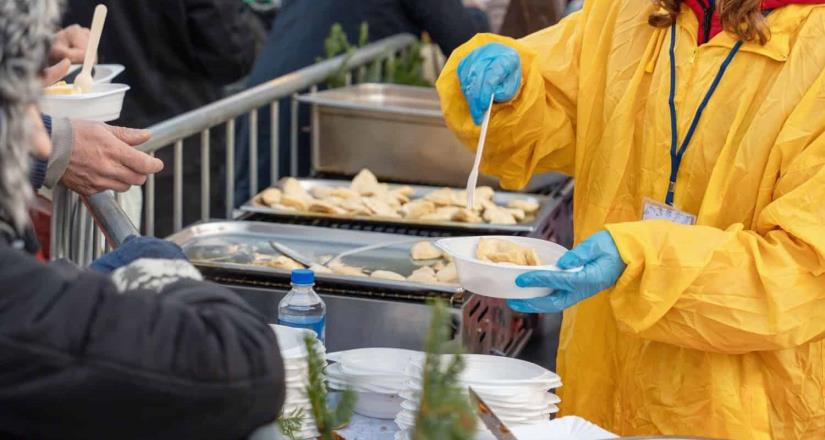 Iluminando Corazones: Consejos para un Voluntariado Navideño Significativo Iluminando Corazones: Consejos para un Voluntariado Navideño Significativo