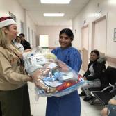 El Club Cigüeñas hace la entrega de sus canastillas a las madres del Hospital General por motivo a la navidad