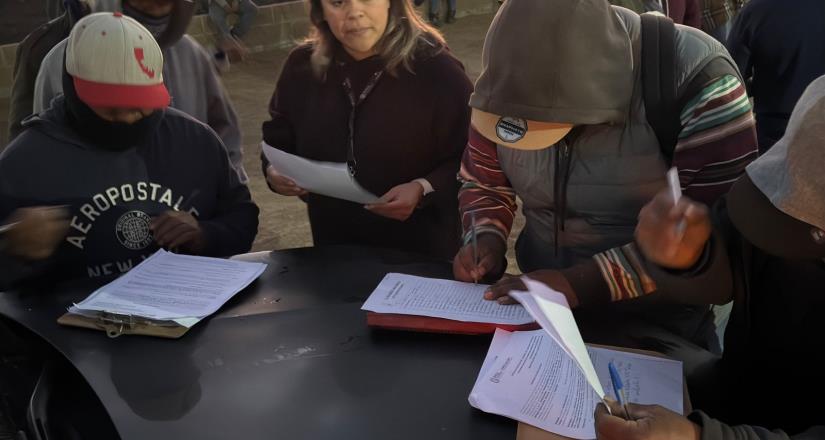 Concretan acuerdo con trabajadores de San Quintín tras cierre de Carretera Transpeninsular