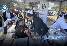 Inauguran alcaldesa Claudia Agatón y Energía Costa Azul empastado de cancha de usos múltiples en el Sullivan